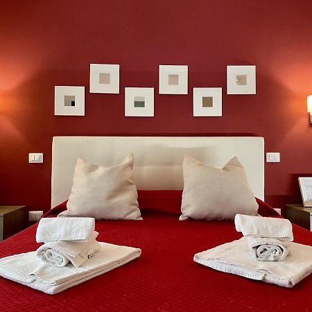 Le Coq Suites Roma Exterior foto