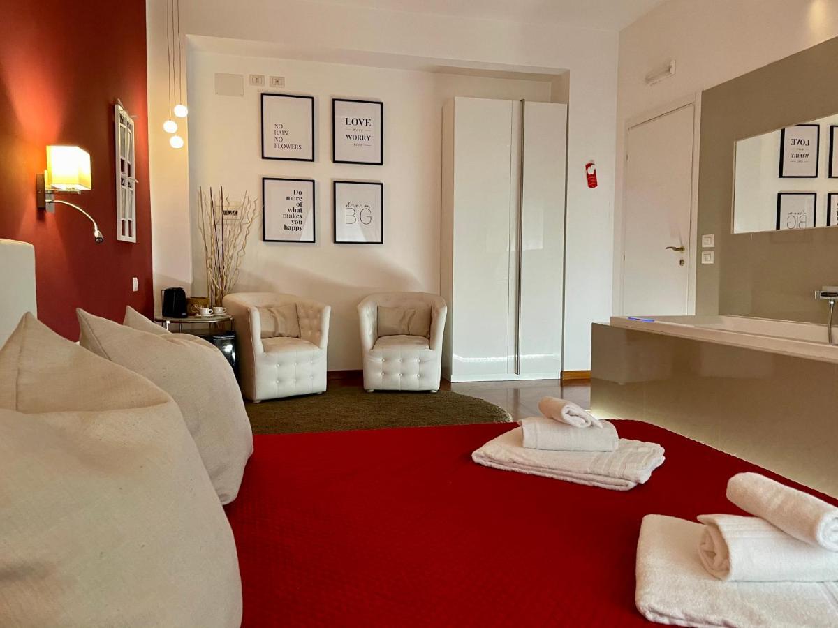 Le Coq Suites Roma Exterior foto