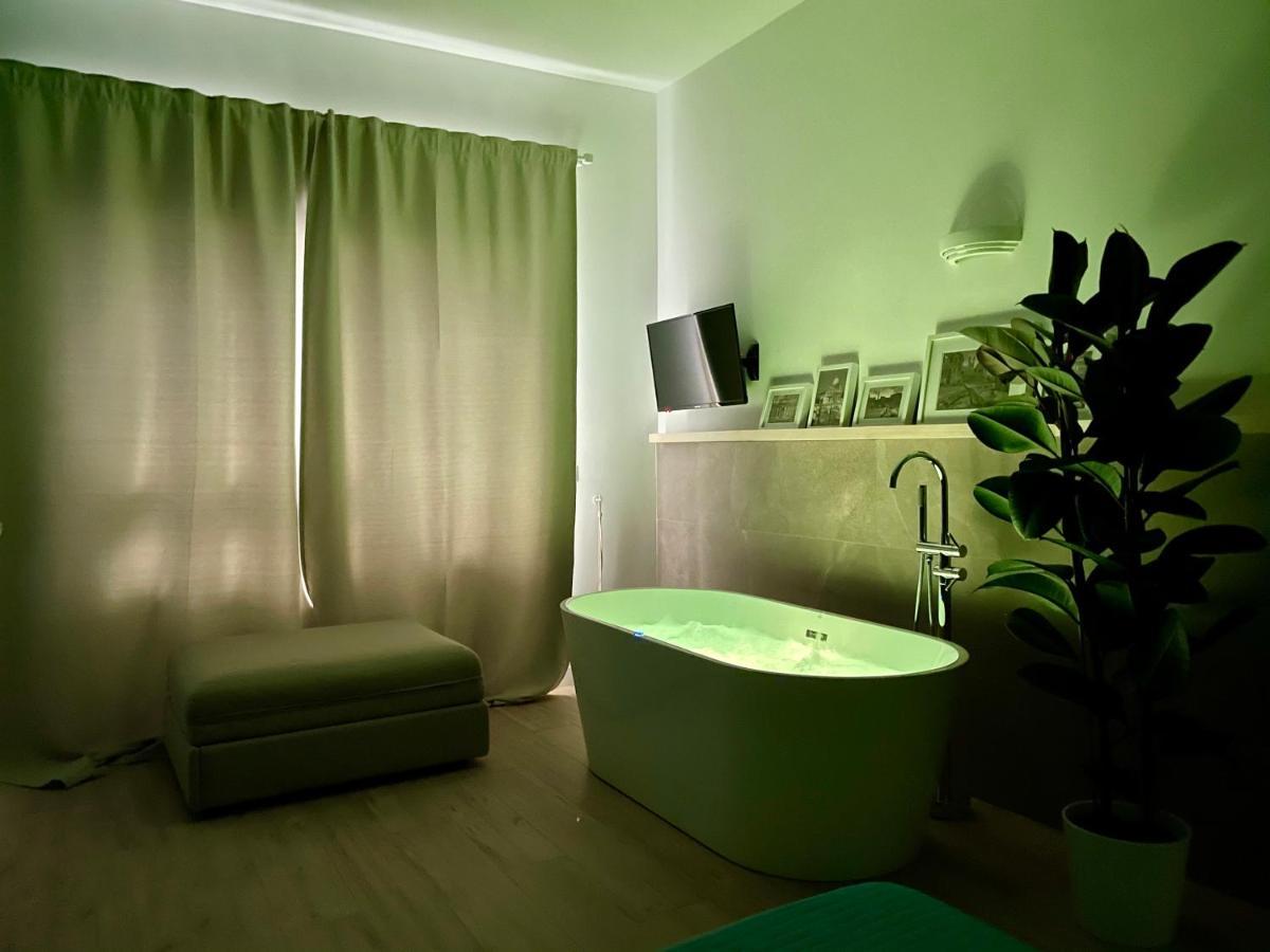 Le Coq Suites Roma Exterior foto