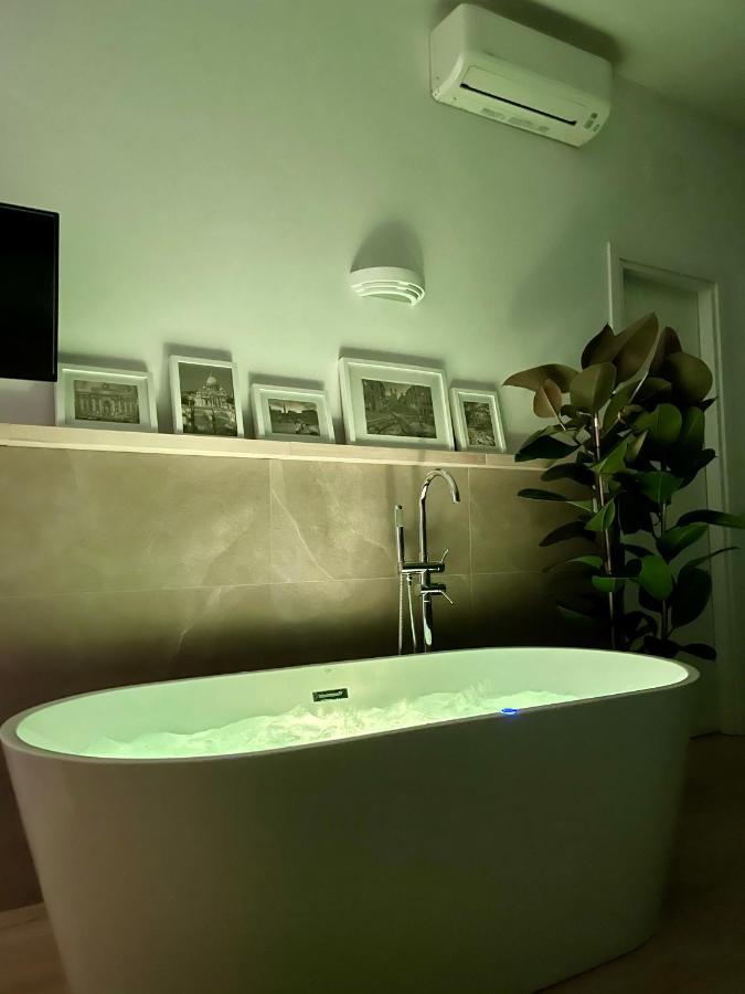 Le Coq Suites Roma Exterior foto