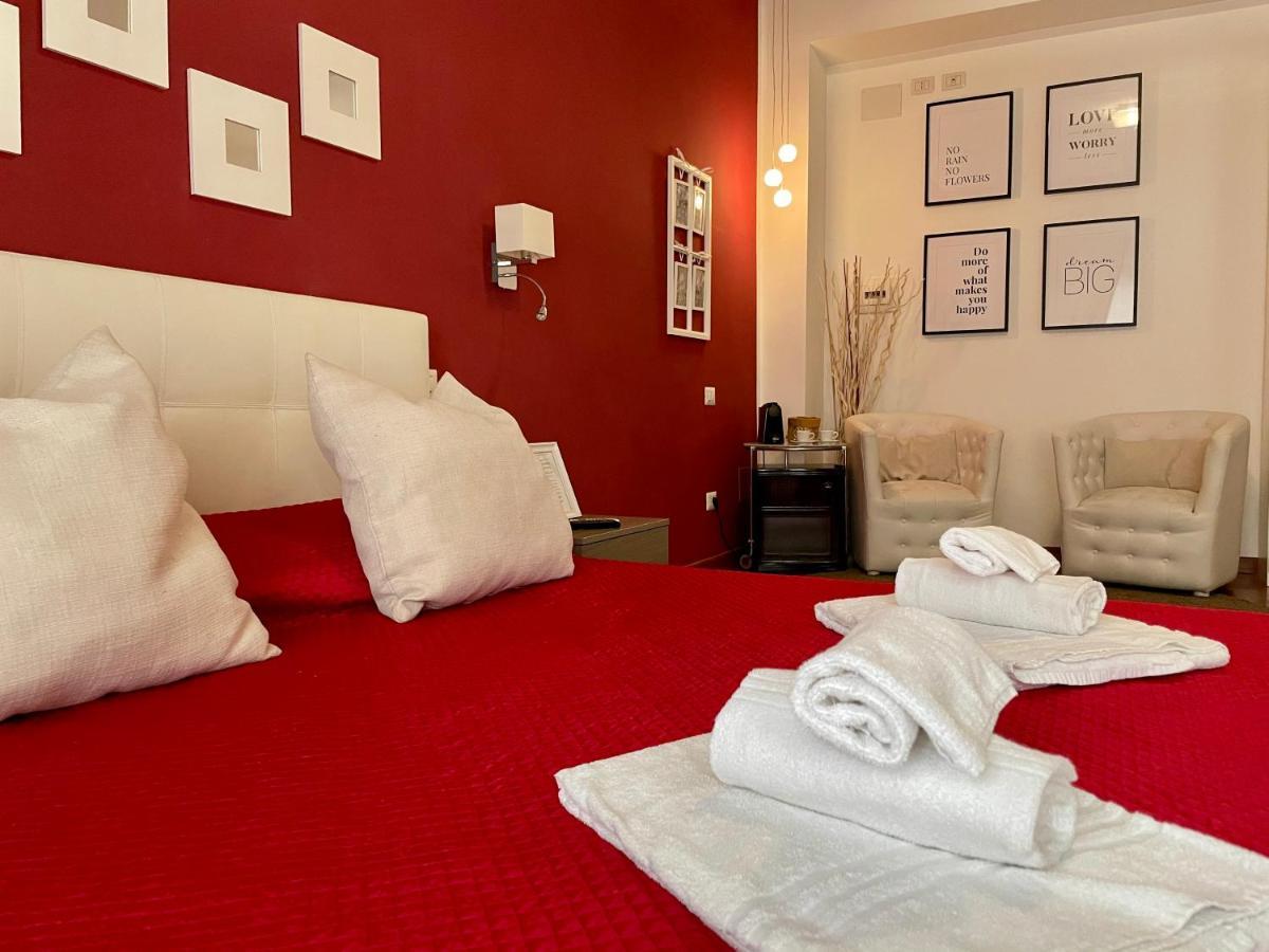 Le Coq Suites Roma Exterior foto